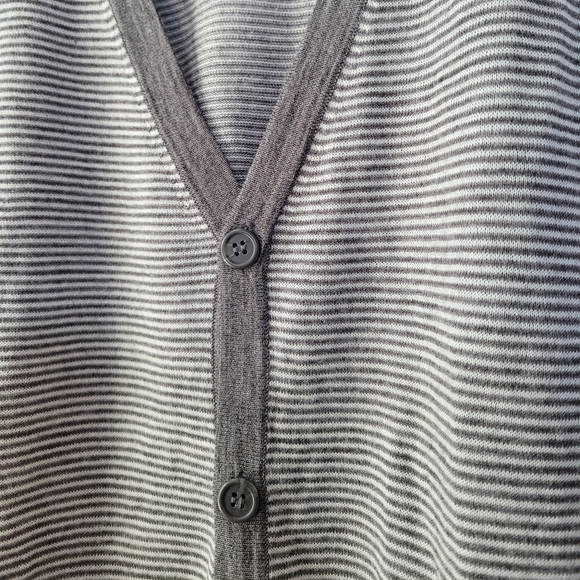 H&M Cardigan - Picture 3 of 6